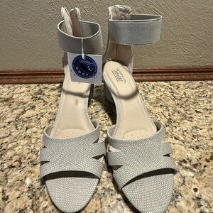 Croft & Barrow ortholite NWT heels mauve